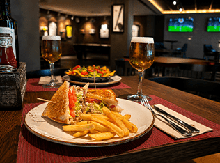 legend-ballena-comida-
